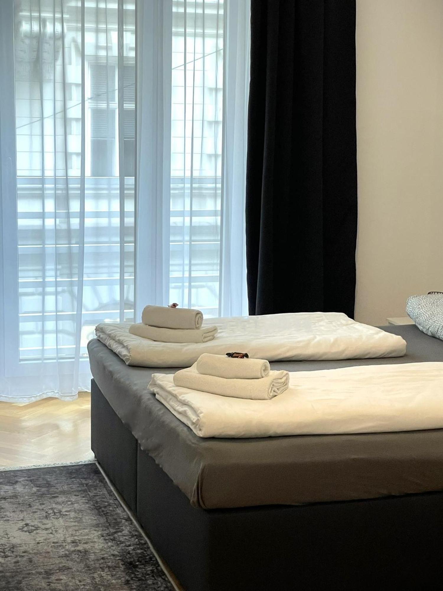 1St City La Opera Suites Wien Værelse billede